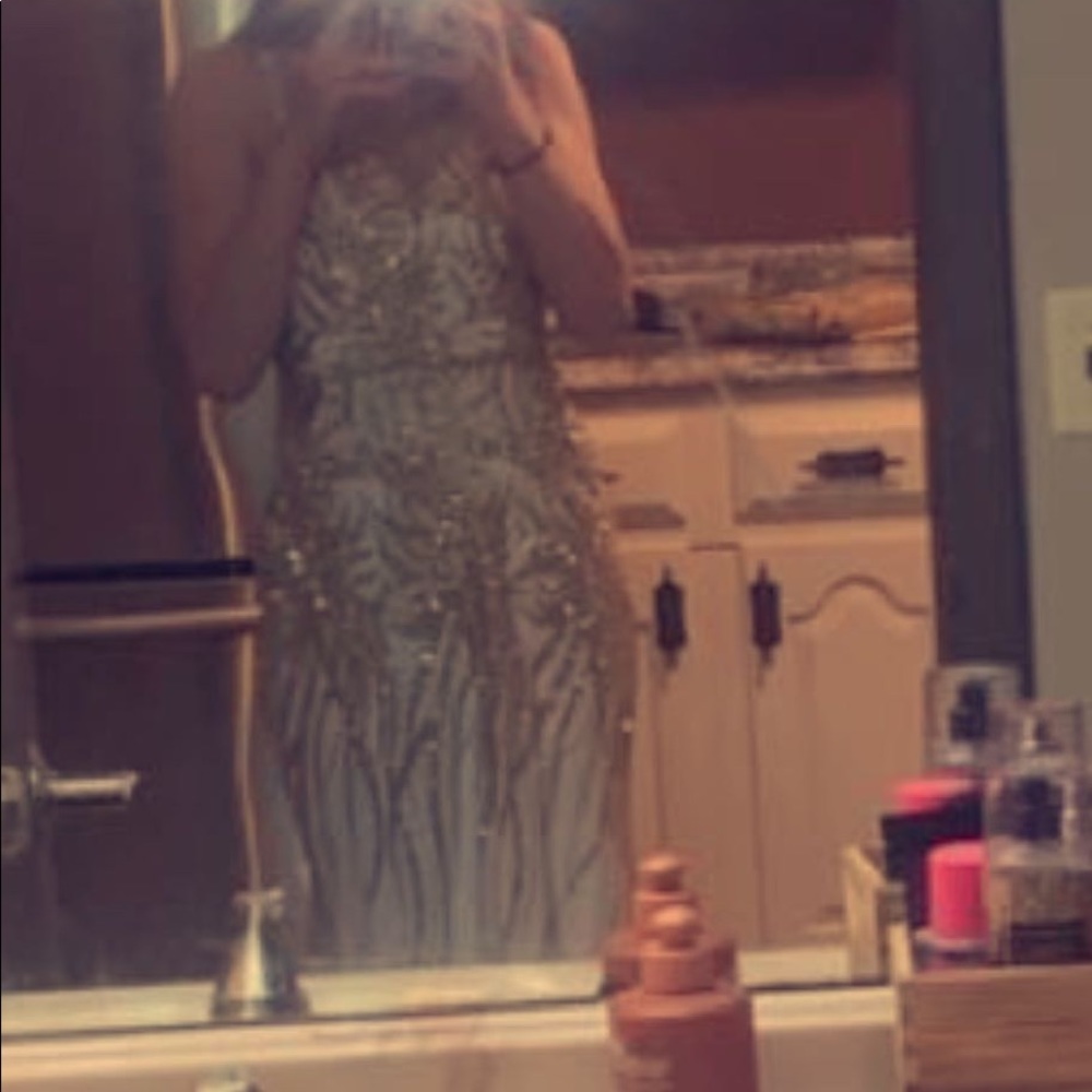 Tight prom dress - Picture 2 of 3
